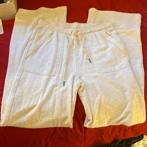 NWOT Splendid sweatpants